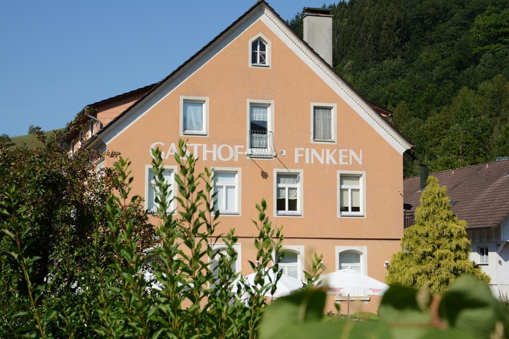 Gasthaus Finken Oppenau Exteriör bild