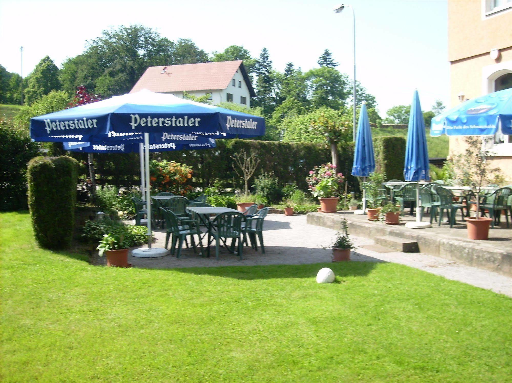 Gasthaus Finken Oppenau Exteriör bild